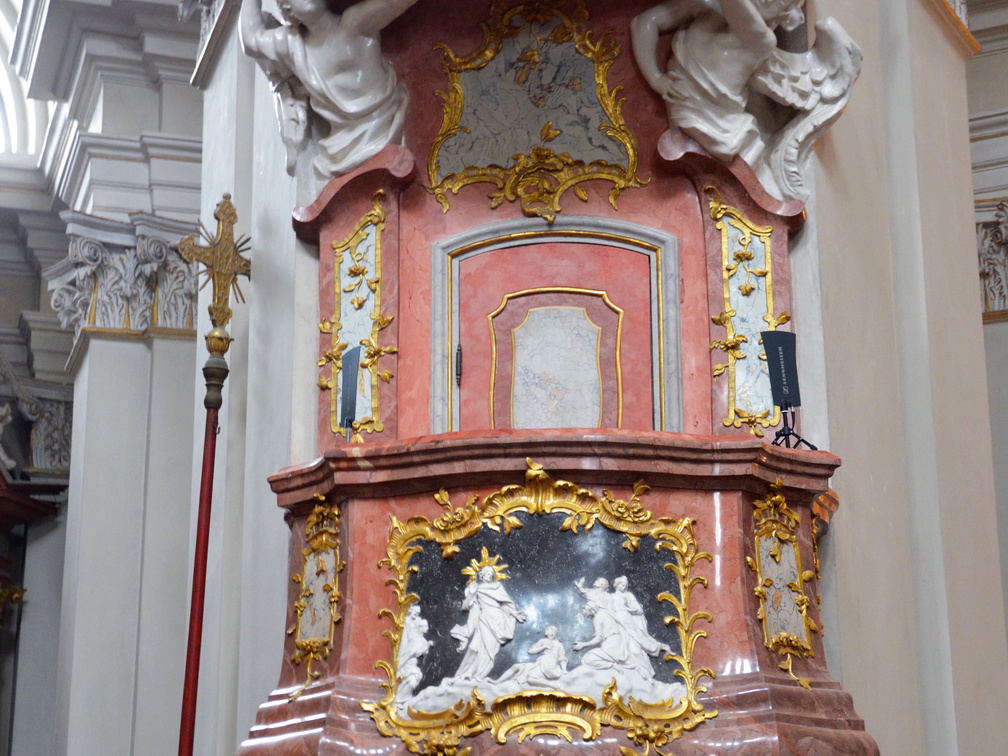 DSC 8590